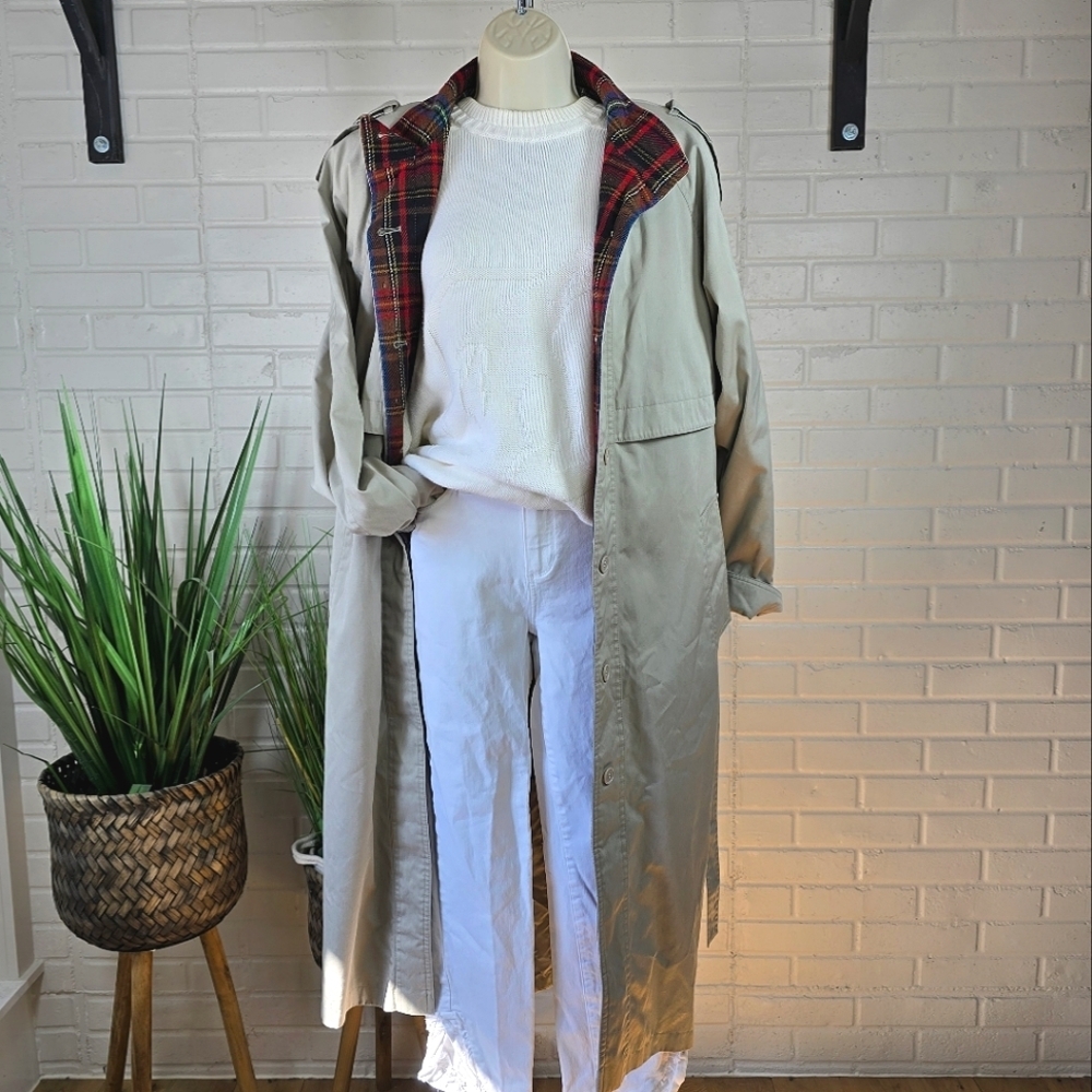 Vintage DonnyBrook Beige Plaid Lined Trench Coat with Oversized Fit Size Large